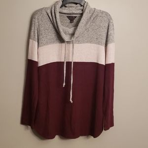 Mix by 41 Hawthorne soft colorblock cowl neck top